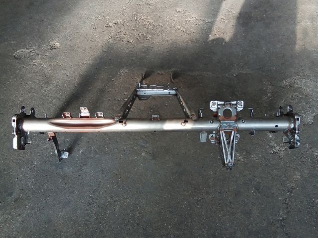 bontott OPEL ASTRA K Műszerfal Tartó Vas