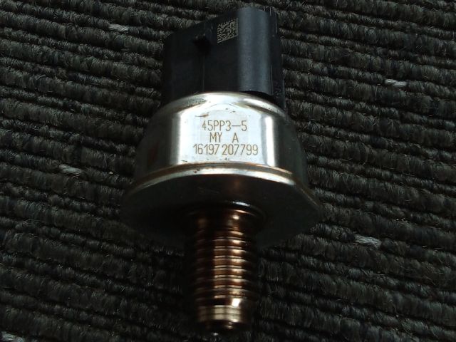 bontott OPEL ASTRA K Nyomásszabályzó Szelep