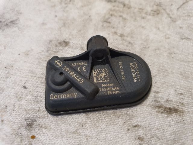 bontott OPEL ASTRA K Okos Kerékszelep