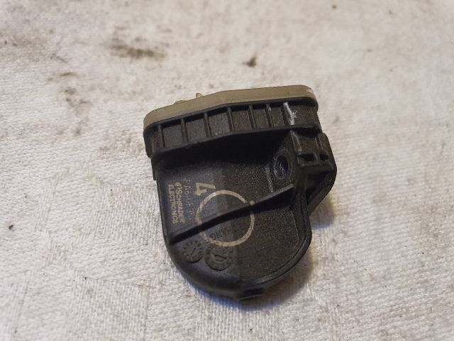 bontott OPEL ASTRA K Okos Kerékszelep