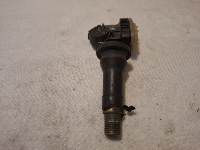 bontott OPEL ASTRA K Okos Kerékszelep