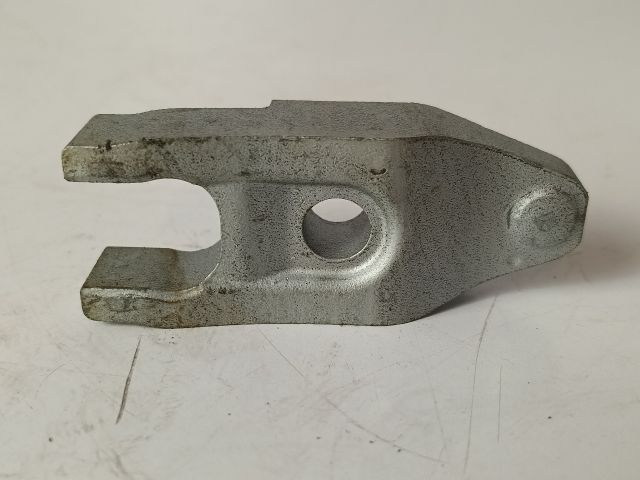 bontott OPEL ASTRA K Porlasztó Lefogató