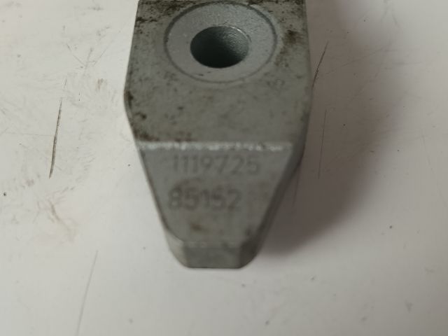 bontott OPEL ASTRA K Porlasztó Lefogató