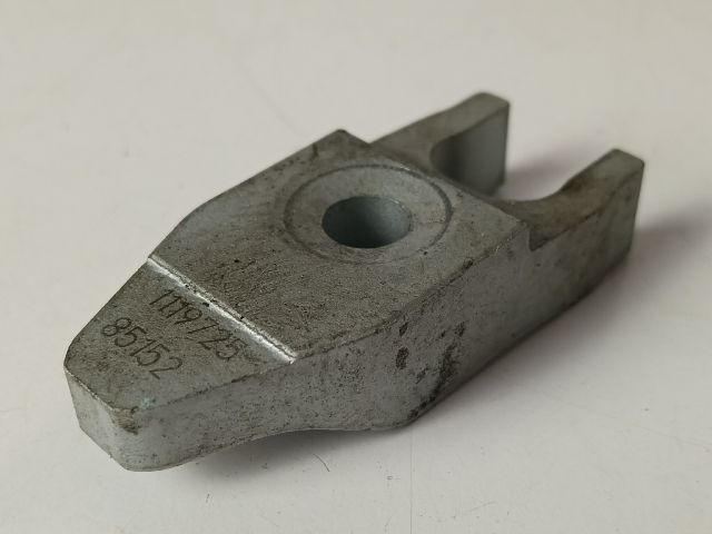 bontott OPEL ASTRA K Porlasztó Lefogató