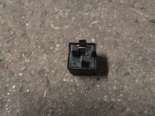bontott OPEL ASTRA K Relé