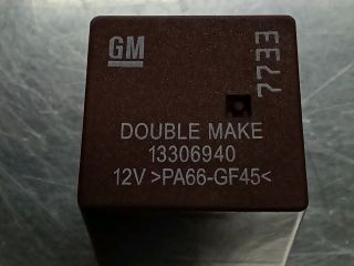 bontott OPEL ASTRA K Relé