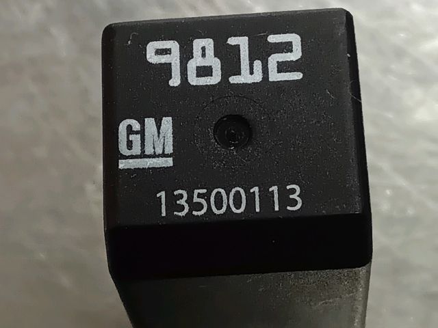 bontott OPEL ASTRA K Relé