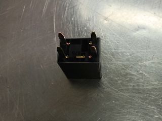 bontott OPEL ASTRA K Relé