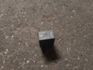 bontott OPEL ASTRA K Relé