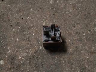 bontott OPEL ASTRA K Relé