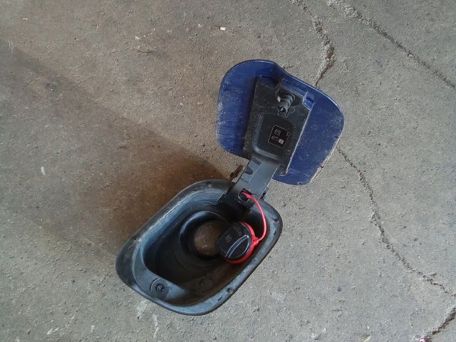 bontott OPEL ASTRA K Tankajtó