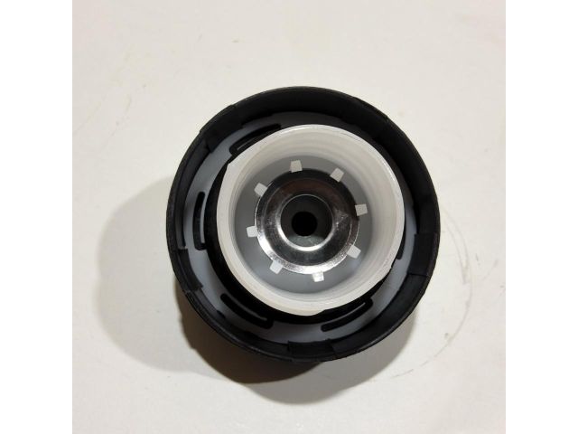 bontott OPEL ASTRA K Tanksapka