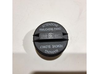 bontott OPEL ASTRA K Tanksapka