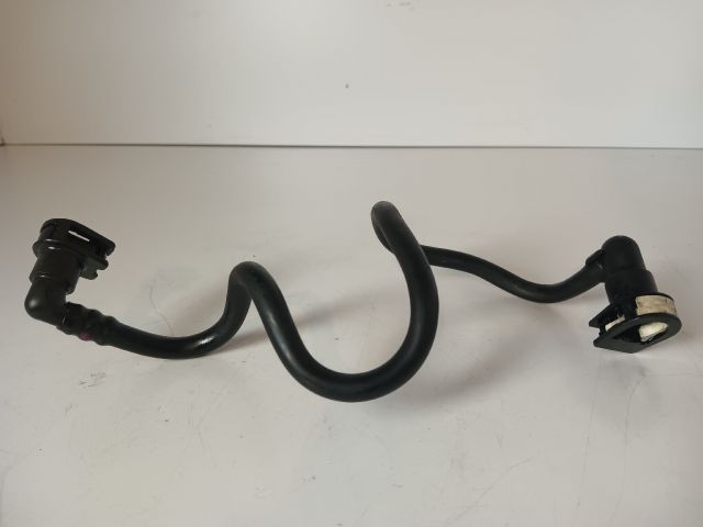 bontott OPEL ASTRA K Üzemanyagcső