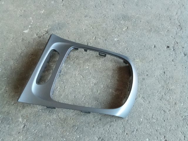 bontott OPEL ASTRA K Váltószoknya Rögzítő Keret