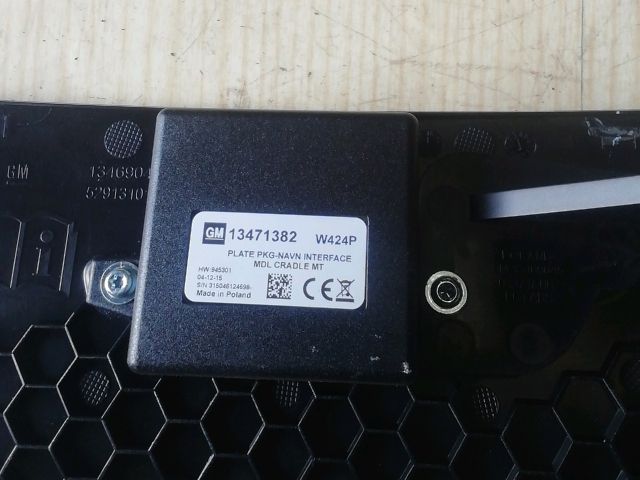 bontott OPEL ASTRA K Vezeték Nélküli Telefontöltő