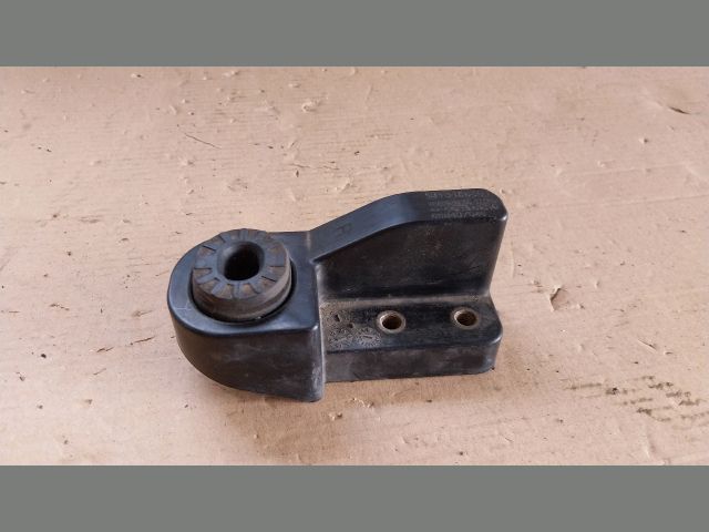 bontott OPEL ASTRA K Vízhűtő Radiátor Tartó