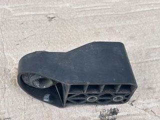 bontott OPEL ASTRA K Vízhűtő Radiátor Tartó