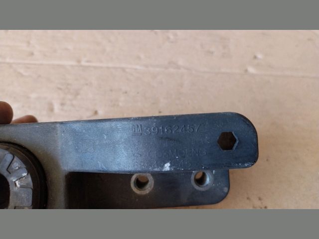 bontott OPEL ASTRA K Vízhűtő Radiátor Tartó