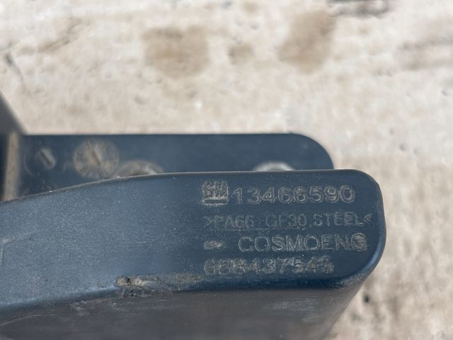 bontott OPEL ASTRA K Vízhűtő Radiátor Tartó