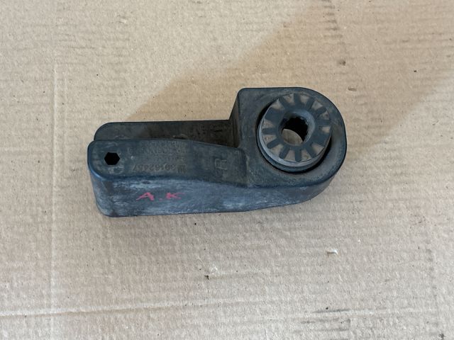 bontott OPEL ASTRA K Vízhűtő Radiátor Tartó