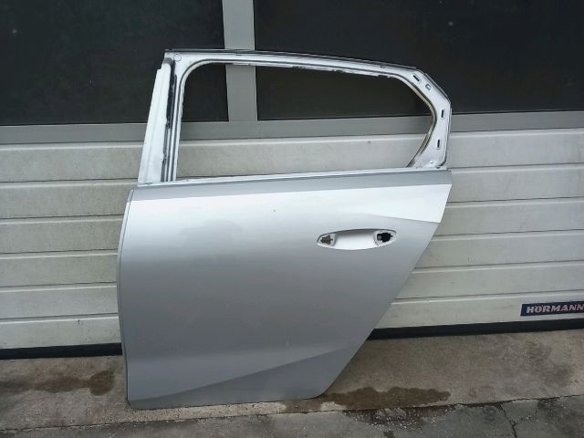 bontott OPEL ASTRA L Bal hátsó Ajtó (Üres lemez)