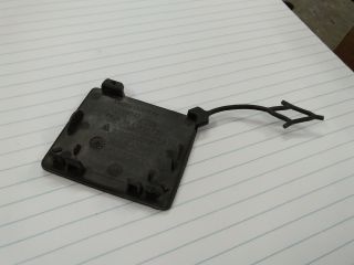 bontott OPEL ASTRA L Hátsó Vonószem Burkolat