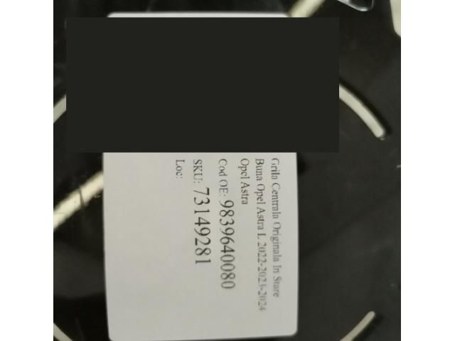 bontott OPEL ASTRA L Hűtőrács