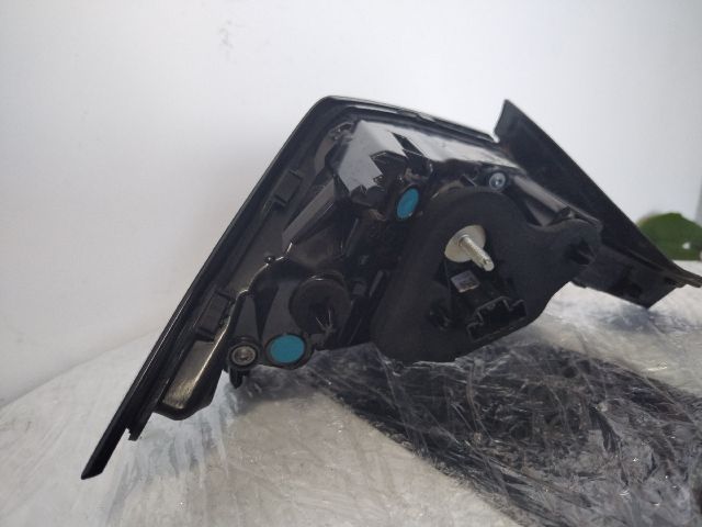 bontott OPEL ASTRA L Jobb Hátsó Lámpa