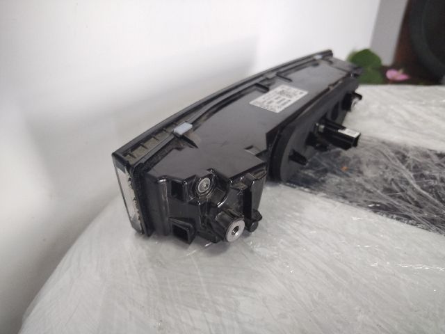 bontott OPEL ASTRA L Jobb Hátsó Lámpa