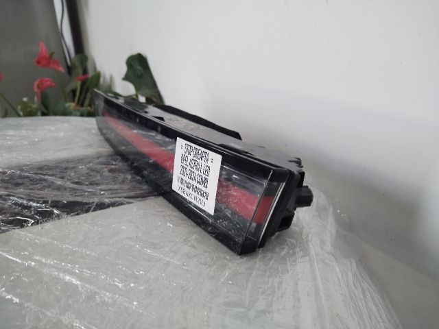 bontott OPEL ASTRA L Jobb Hátsó Lámpa