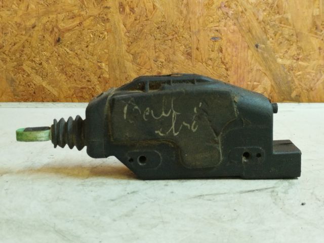 bontott OPEL CALIBRA Bal első Ajtózár Motor