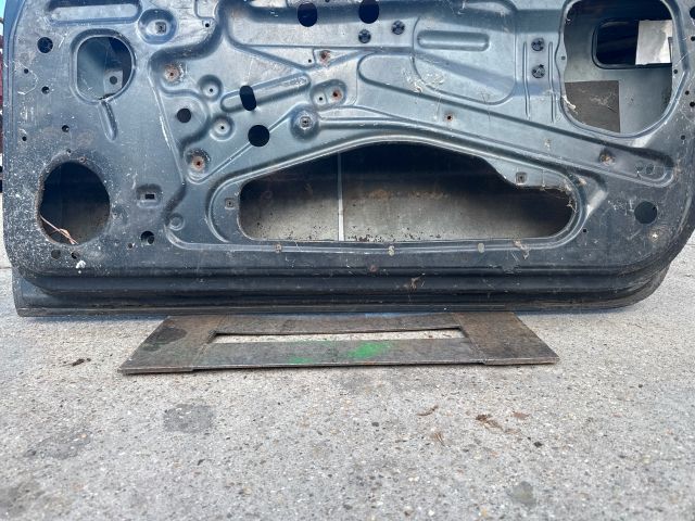 bontott OPEL CALIBRA Jobb első Ajtó (Üres lemez)