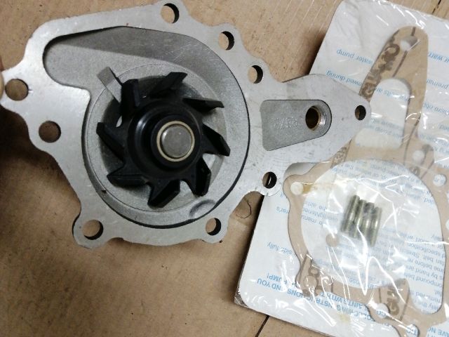 bontott OPEL CAMPO Vízpumpa