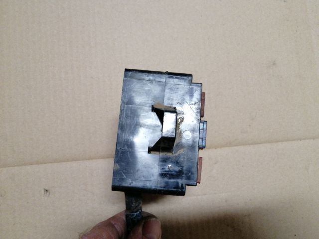 bontott OPEL CAMPO Biztosítéktábla Motortér