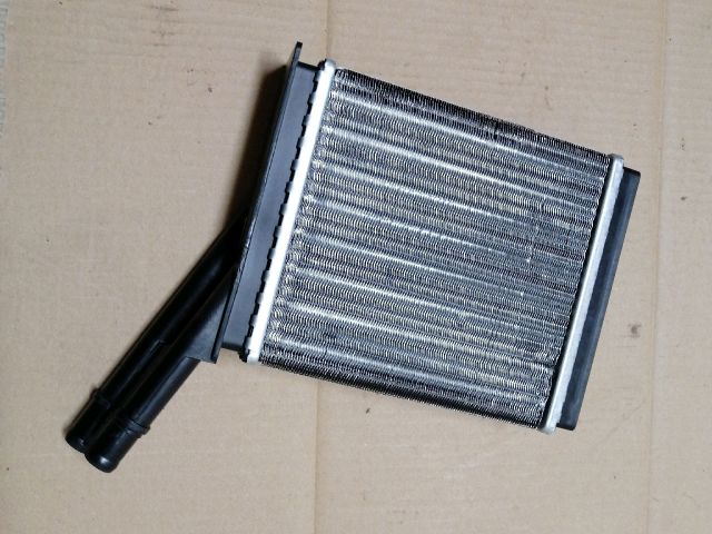 bontott OPEL CAMPO Fűtőradiátor