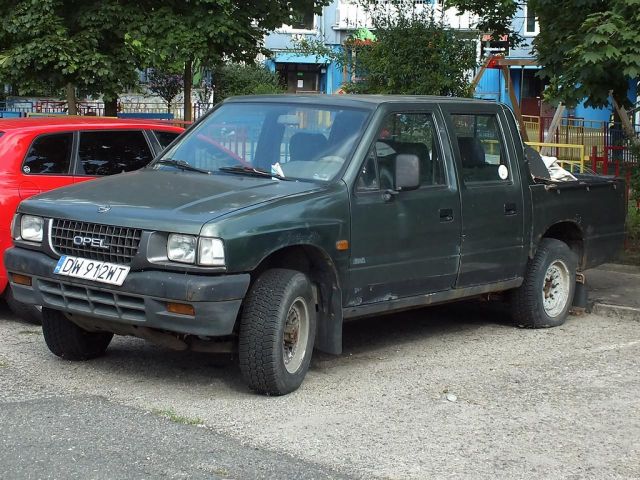 bontott OPEL CAMPO Motor (Fűzött blokk hengerfejjel)