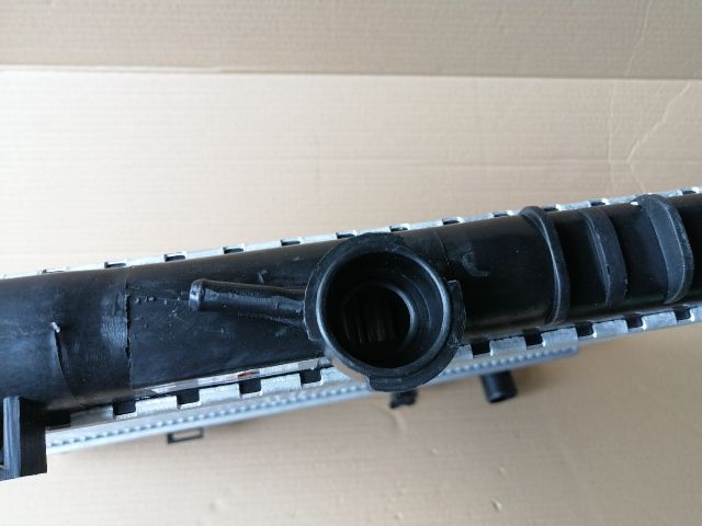 bontott OPEL CAMPO Vízhűtő Radiátor (Klímás)