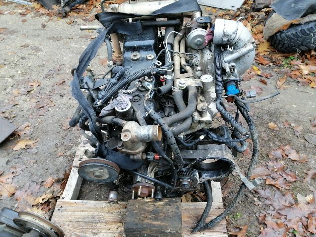 bontott OPEL CAMPO Motor (Fűzött blokk hengerfejjel)