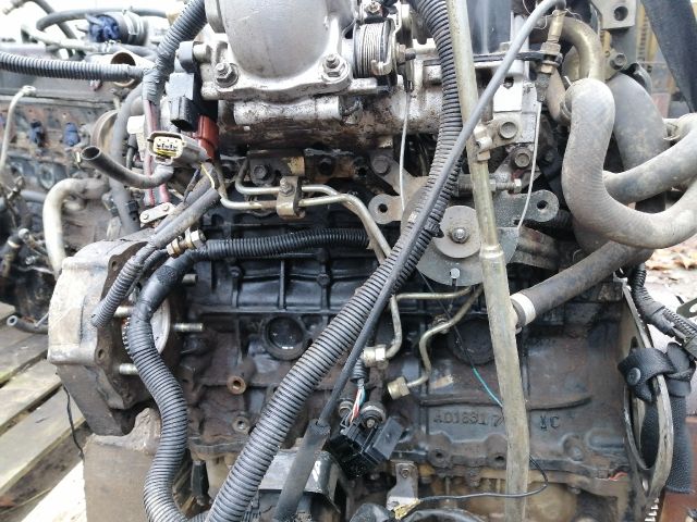 bontott OPEL CAMPO Motor (Fűzött blokk hengerfejjel)