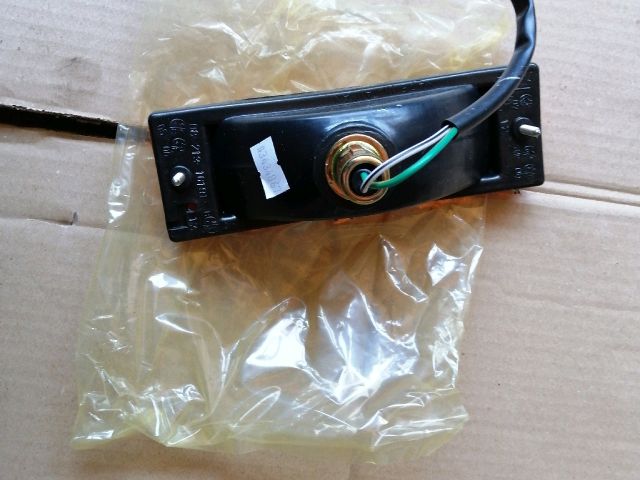 bontott OPEL CAMPO Bal első Irányjelző