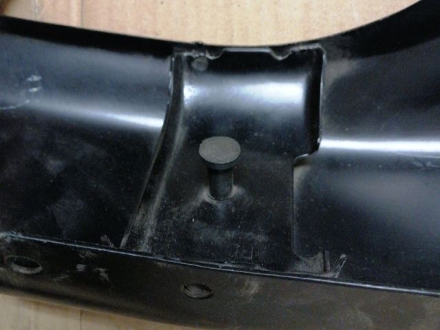 bontott OPEL CAMPO Bal első Lökhárító Sarok