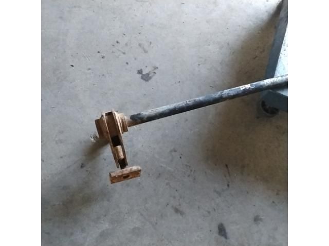 bontott OPEL CAMPO Bal első Torziós Rúd
