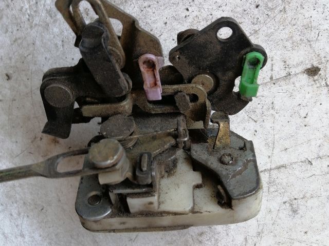 bontott OPEL CAMPO Bal hátsó Ajtózár