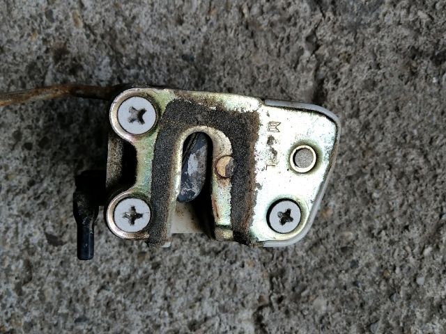 bontott OPEL CAMPO Bal hátsó Ajtózár