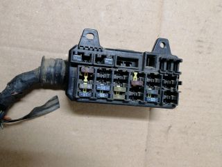 bontott OPEL CAMPO Biztosítéktábla Utastér