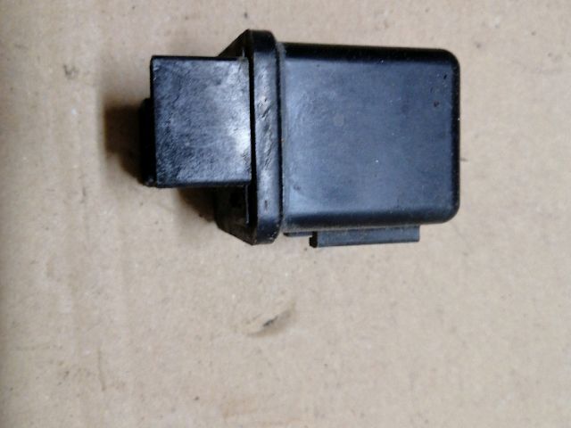 bontott OPEL CAMPO Izzító Relé