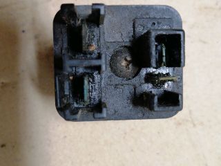 bontott OPEL CAMPO Izzító Relé