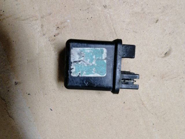 bontott OPEL CAMPO Izzító Relé