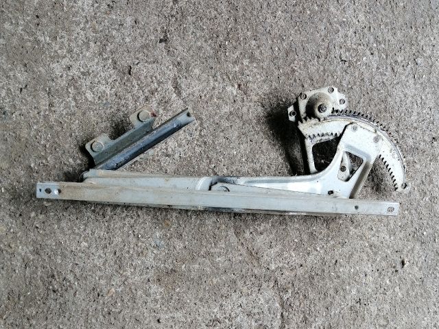 bontott OPEL CAMPO Jobb első Ablakemelő Szerkezet (Mechanikus)